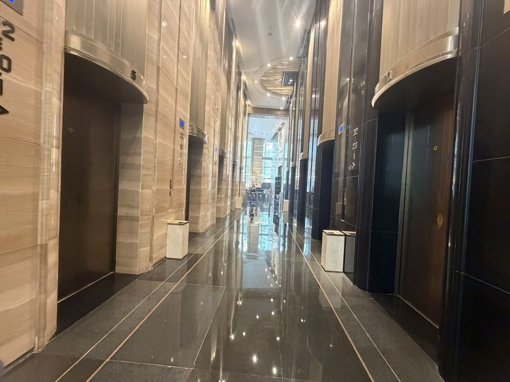 电梯厅1